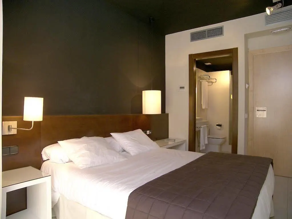 ** Pensjonat Hostal Badaloni Badalona Hiszpania